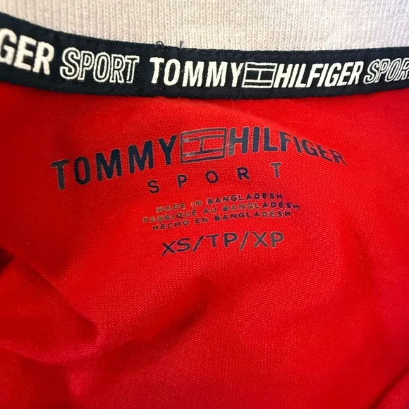 Tommy Hilfiger Women's Red Polo Shirt Cropped - Picture 2 of 6